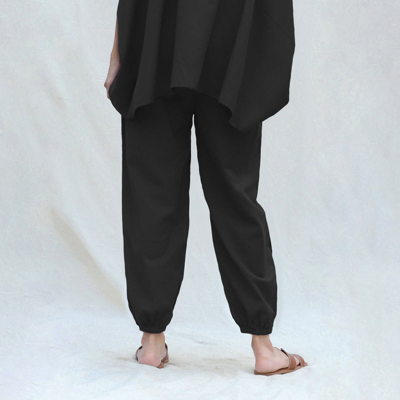 Black Cotton Flax High-Rise Elasticated Jogger Pant