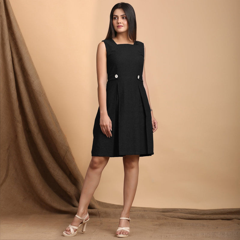 Black Cotton Flax Pleated Square Neck Short Sleeveless Dress