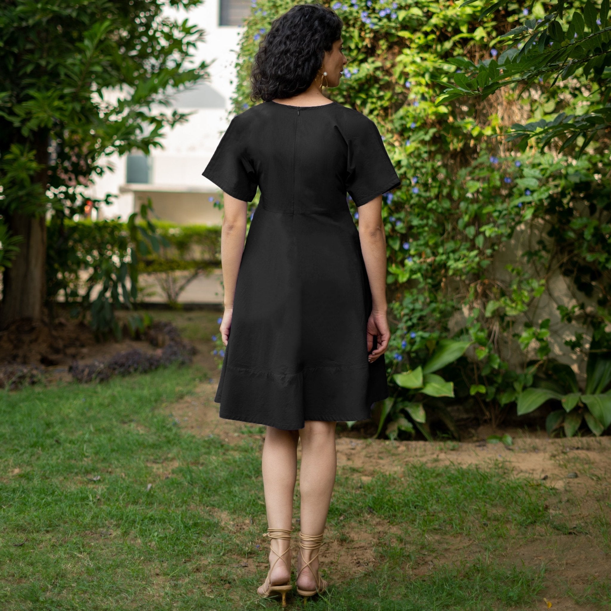 Black Cotton Poplin Drop Shoulder Sleeves Knee Length Wrap Dress