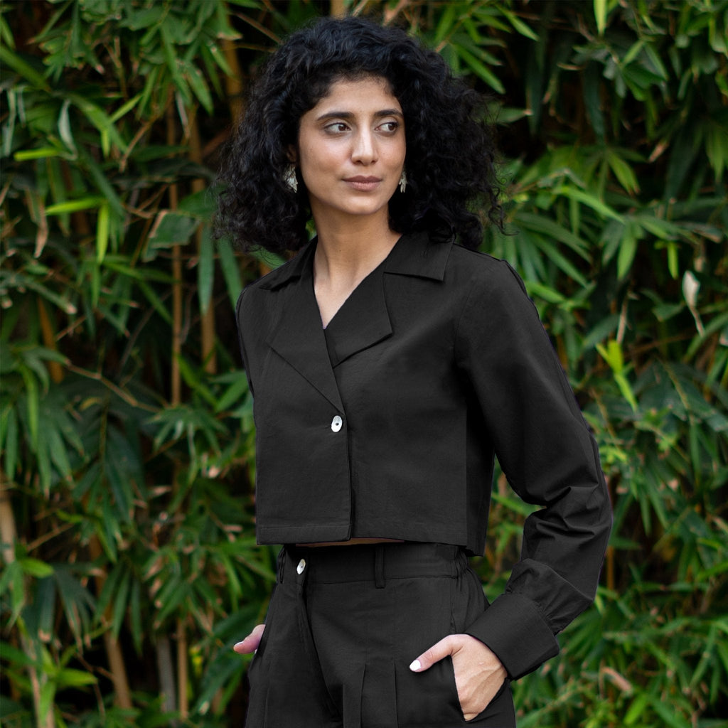 Black Cotton Poplin Full Sleeve Cropped Shirt