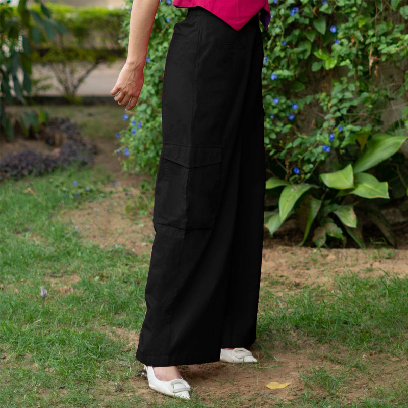 Black Cotton Poplin High-Rise Elasticated Wide Legged Cargo Pant