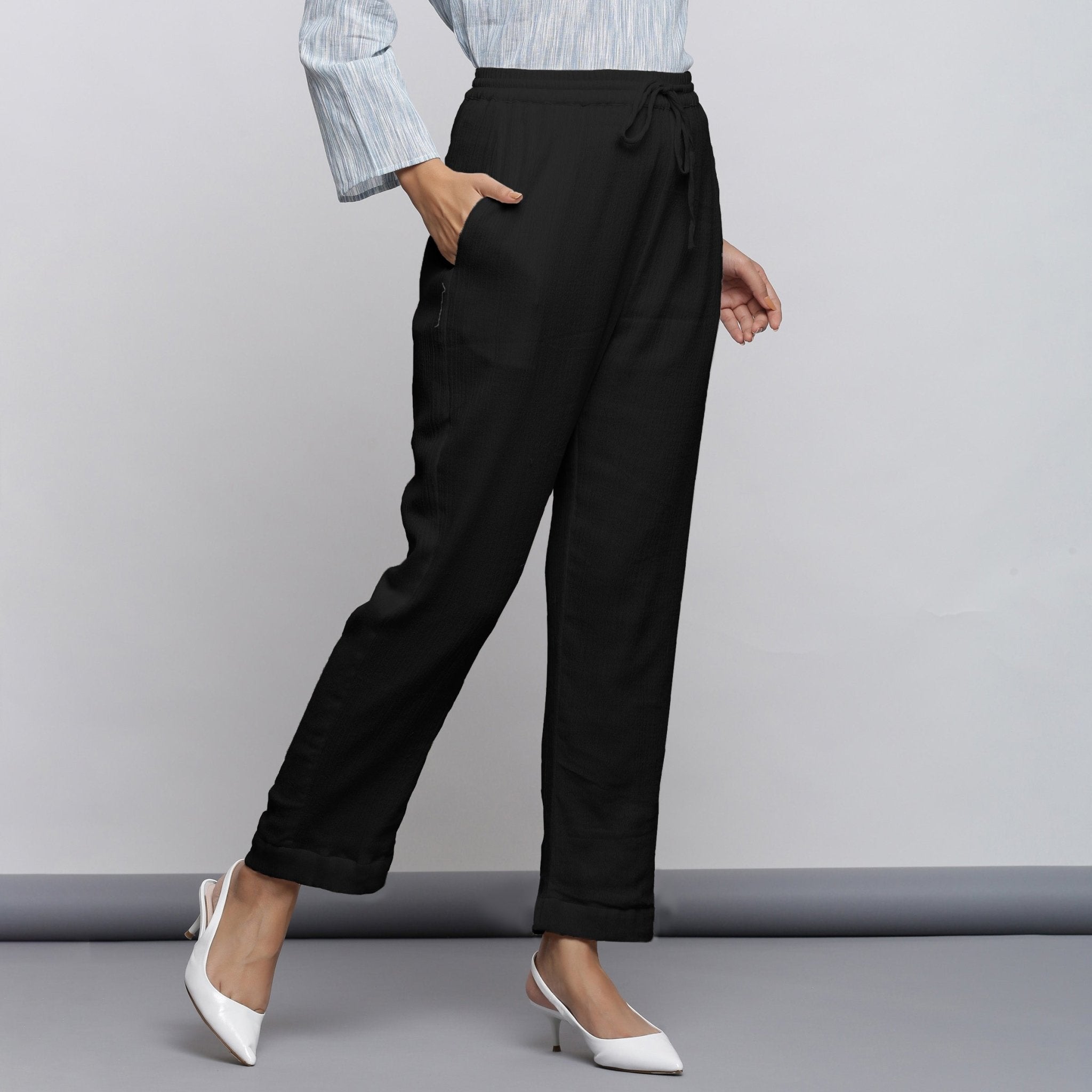 Black Crinkled Cotton Flax Elasticated Mid-Rise Tapered Pant