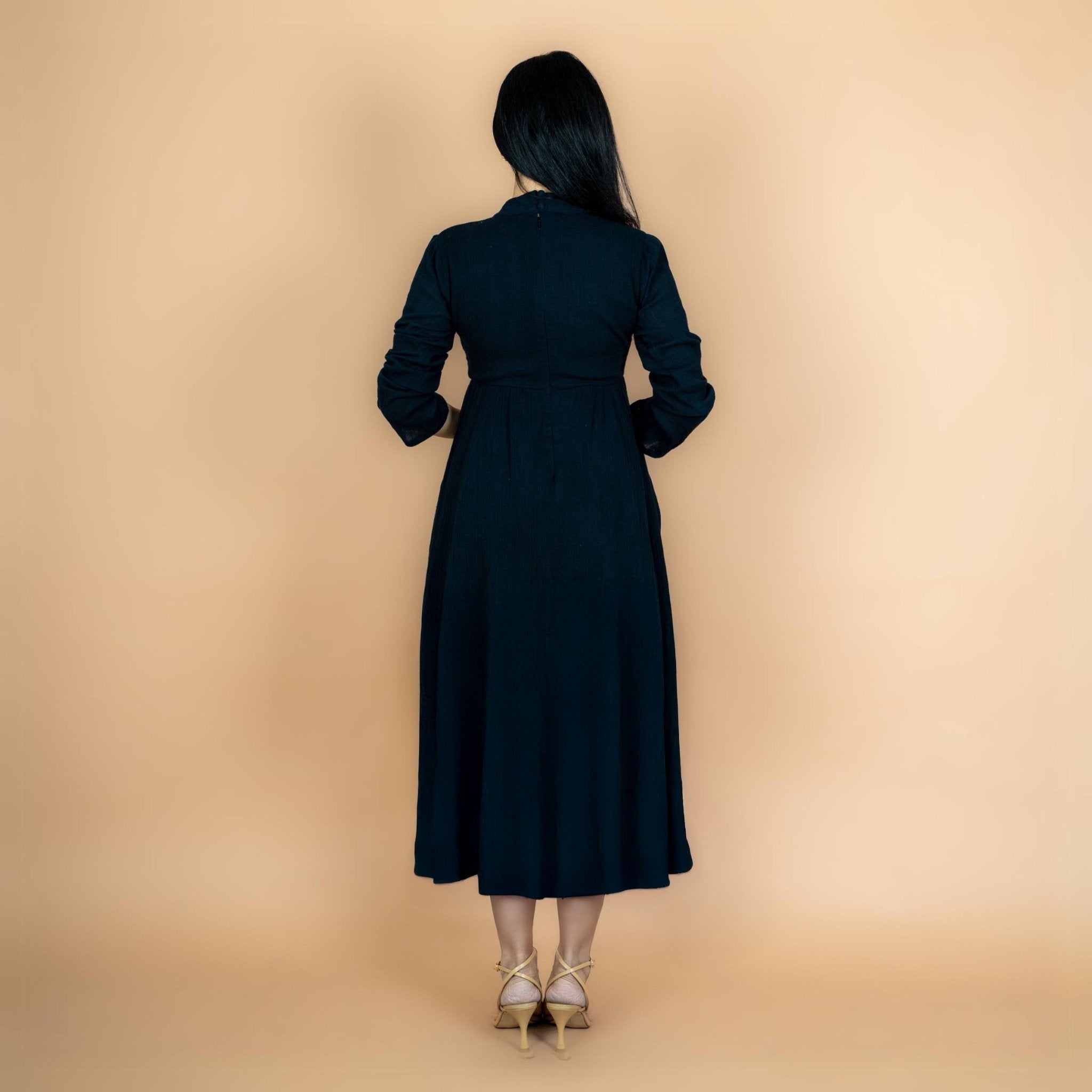 Black Crinkled Cotton Flax Fit and Flare Maxi Empire Dress