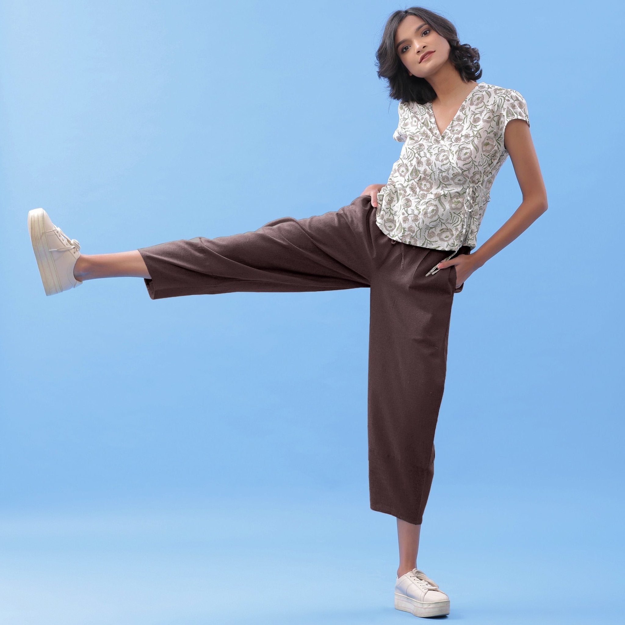 Brown Cotton Flax Elasticated Paneled Pant