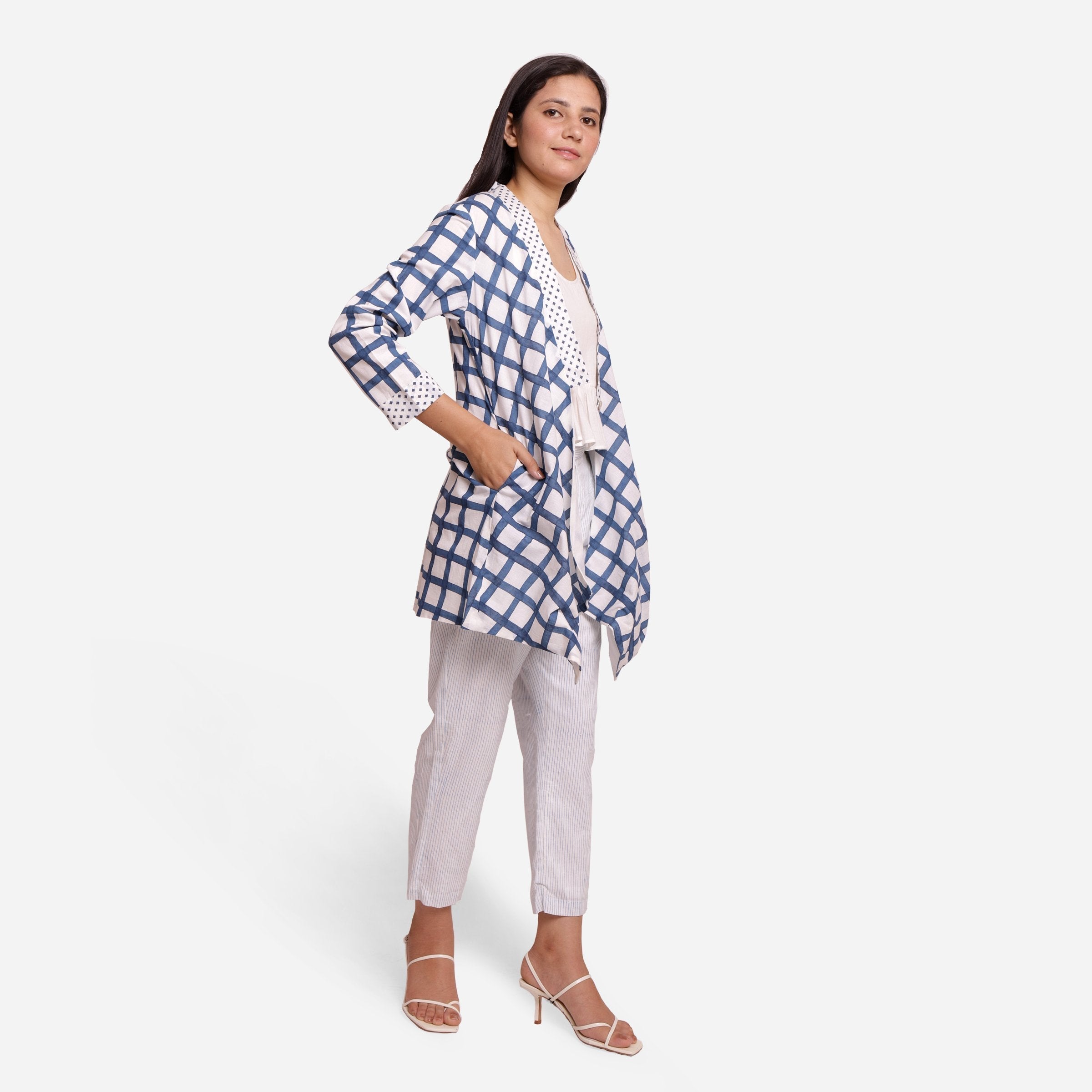 Right View of a Model wearing Sanganeri Checks Block Printed Shawl Collar Cotton Shrug