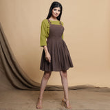 Green Cotton Flax Box-Pleated High Low Top