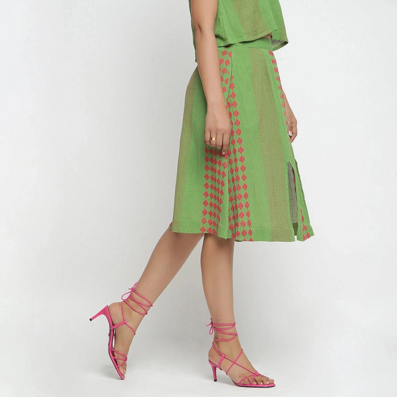 Right View of a Model wearing Green Crinkled Cotton Geometric Knee Length Skirt