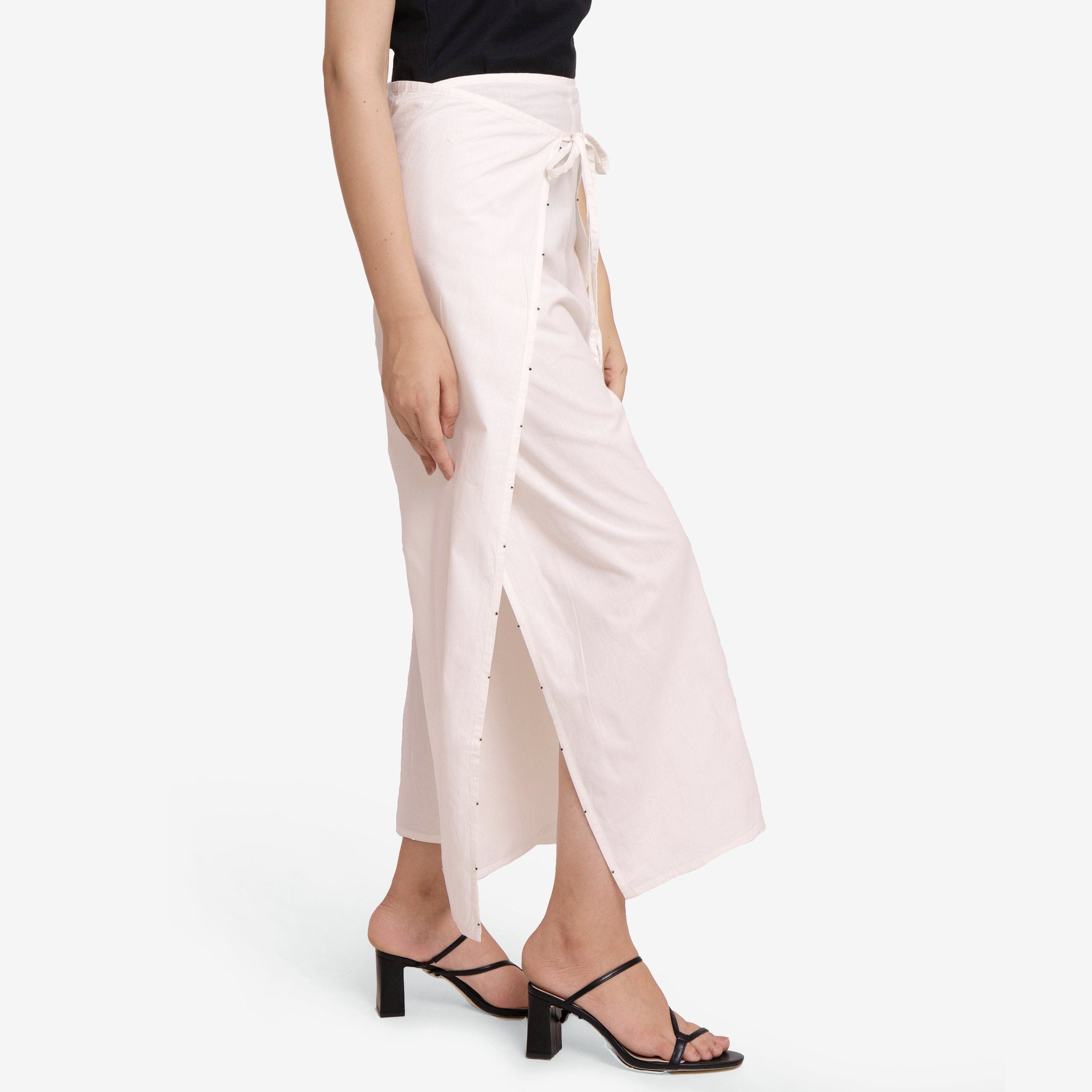 Right View of a Model wearing High-Rise Hand Beaded Fisherman Pant