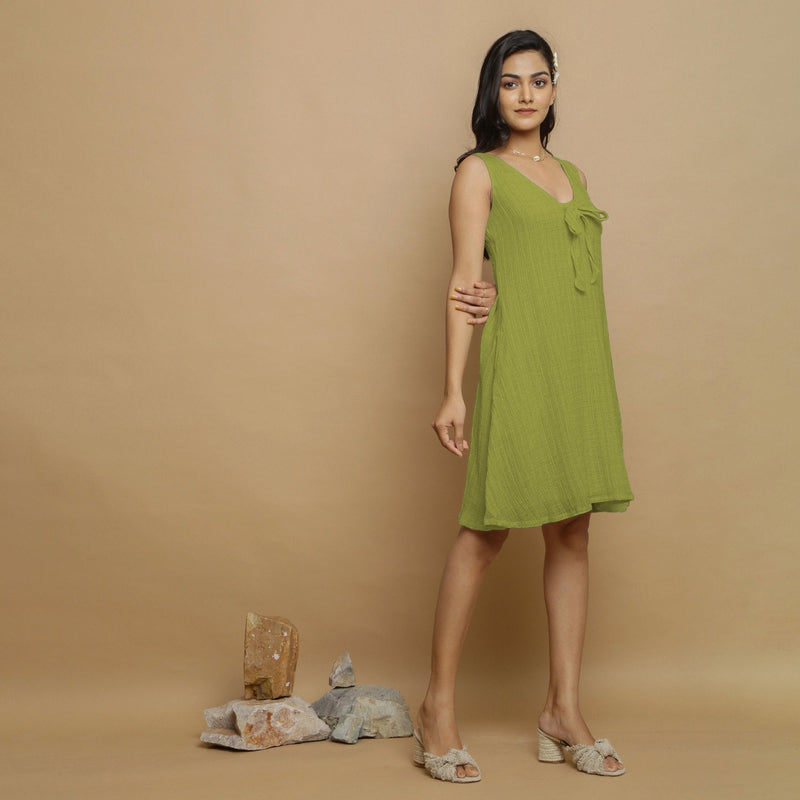Leaf Green Crinkled Cotton Flax Deep Neck Sleeveless Short Dress