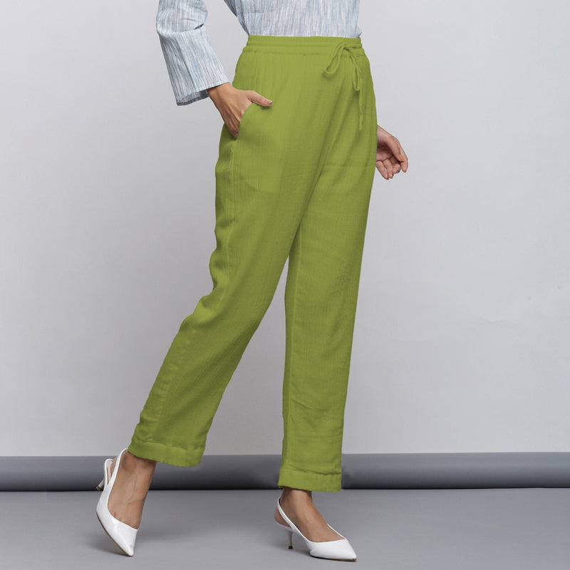 Leaf Green Crinkled Cotton Flax Elasticated Mid-Rise Tapered Pant