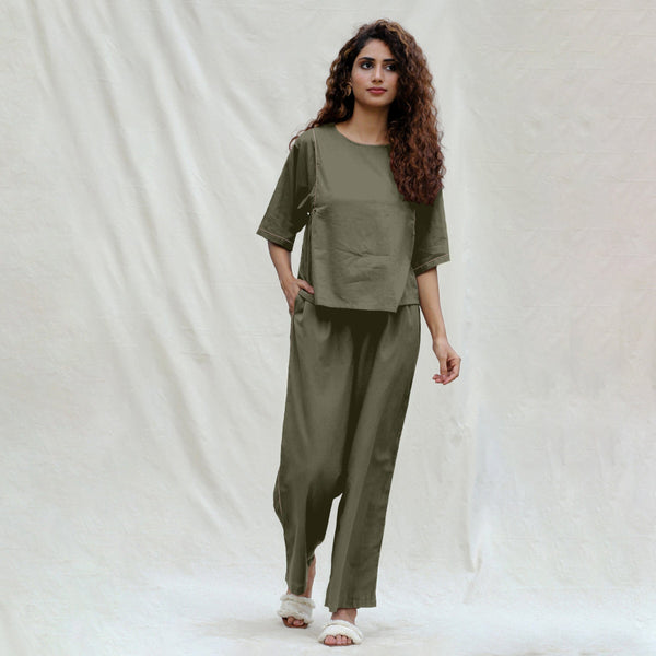 Light Green 100% Cotton Solid Mid-Rise Elasticated Pant