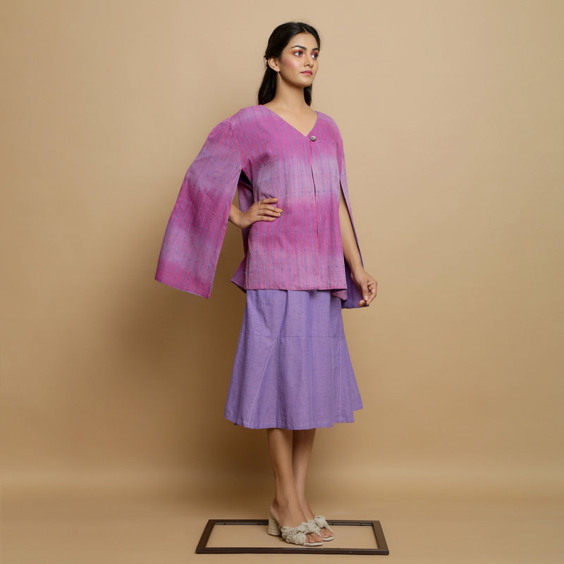 Right View of a Model wearing Mangalgiri Reversible Cotton Cape