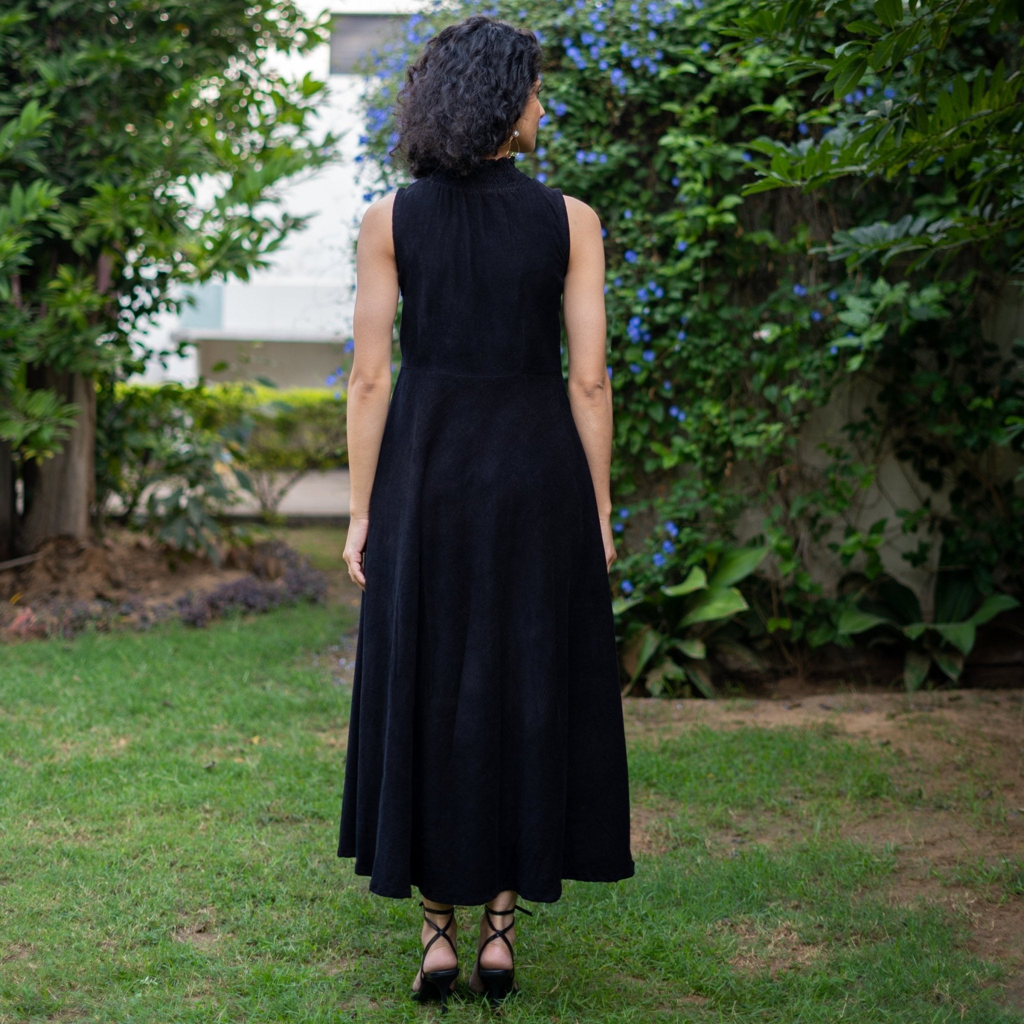 Moonlight Black Warm Cotton Corduroy High-Neck Sleeveless Slit Dress