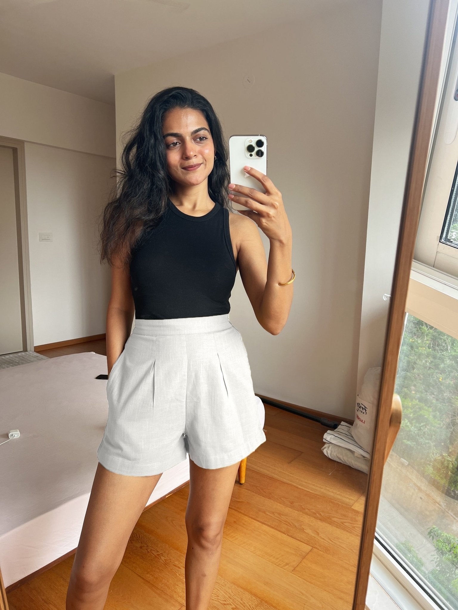 White 100% Cotton Elasticated Shorts