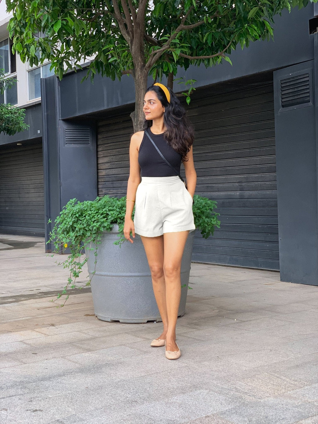 White 100% Cotton Elasticated Shorts