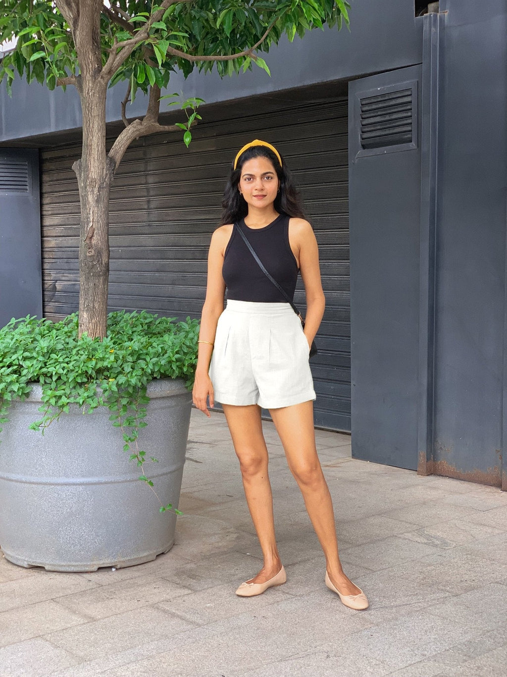 White 100% Cotton Elasticated Shorts