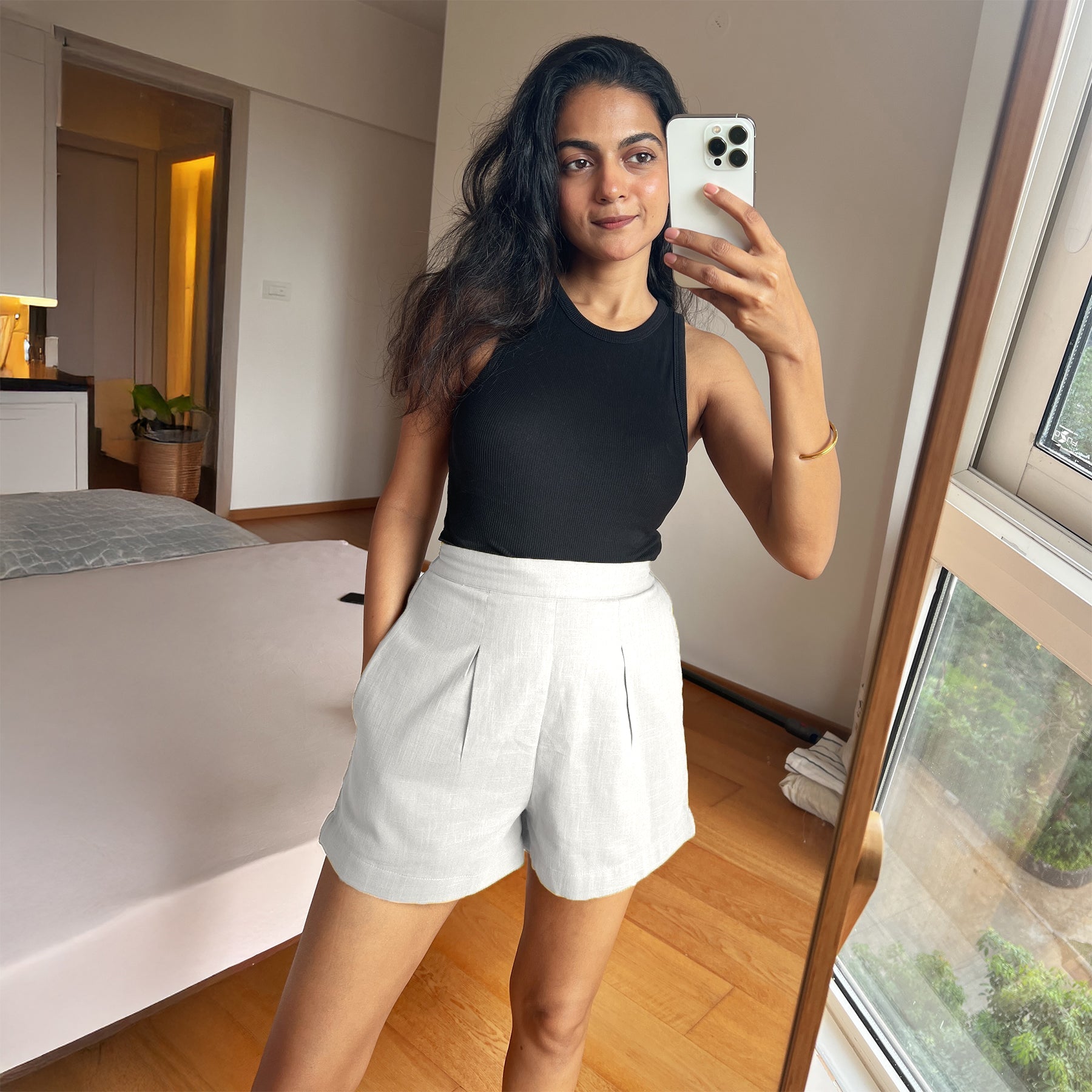 White 100% Cotton Elasticated Shorts