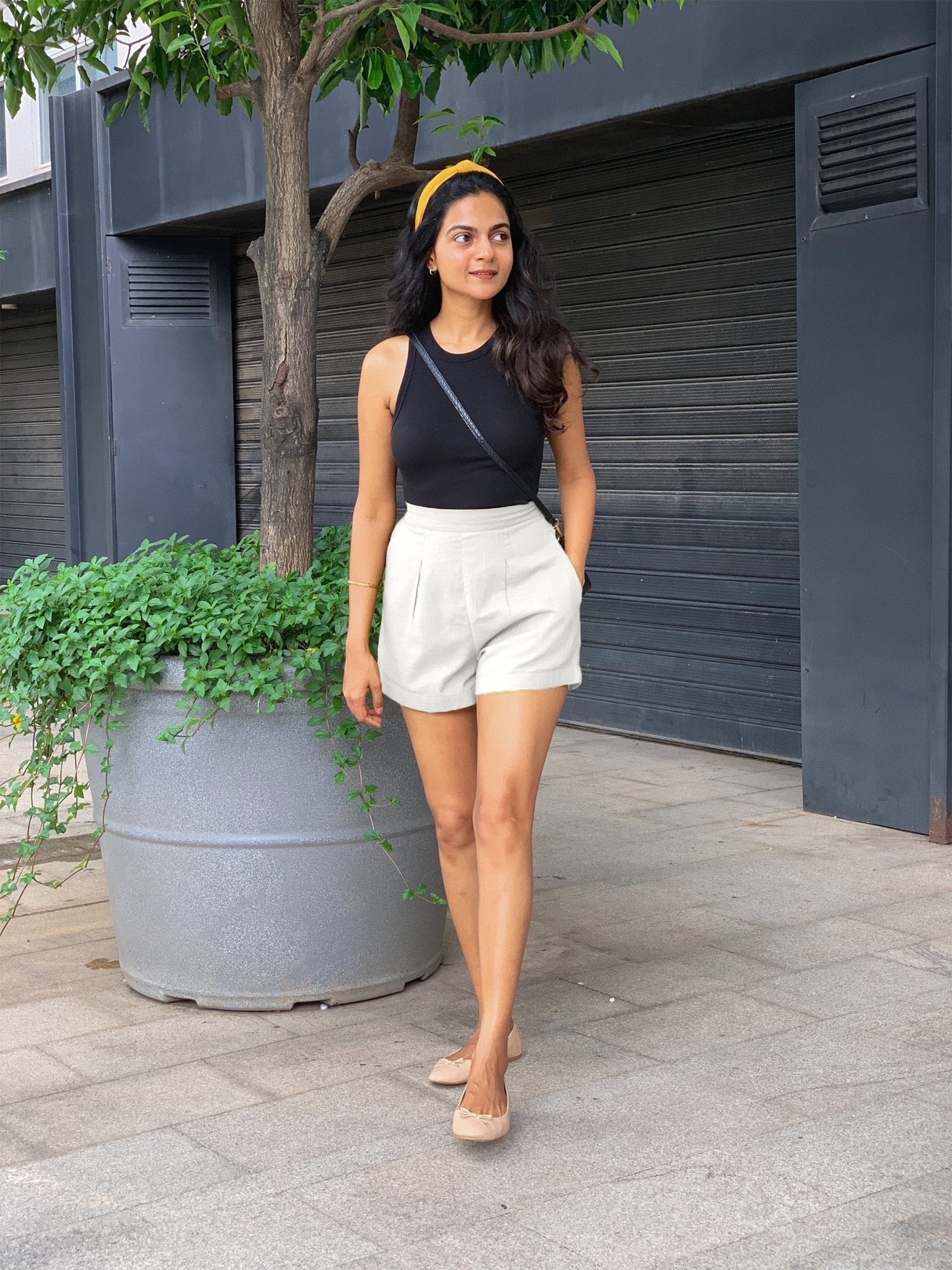 White 100% Cotton Elasticated Shorts