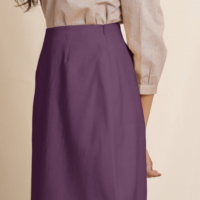 Left Detail of a Model wearing Wine Warm Cotton Flannel Knee-Length Pencil Skirt