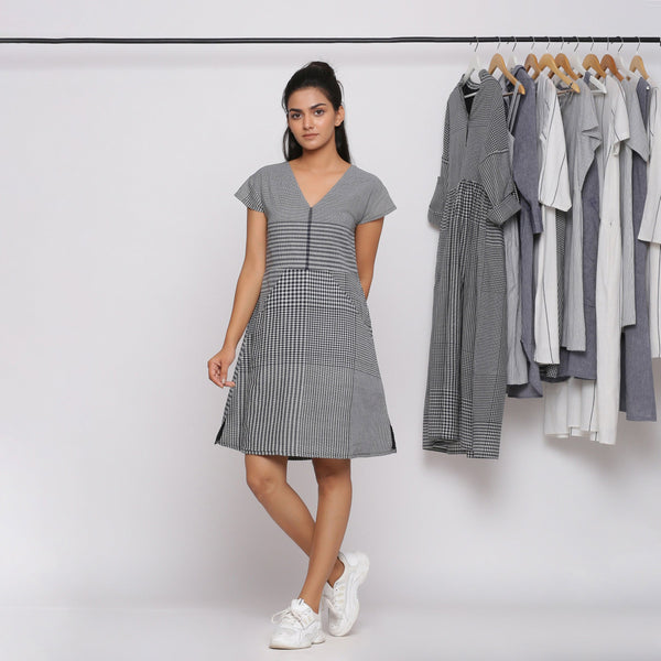 Black and White Checks Cotton Muslin V-Neck Short Dress